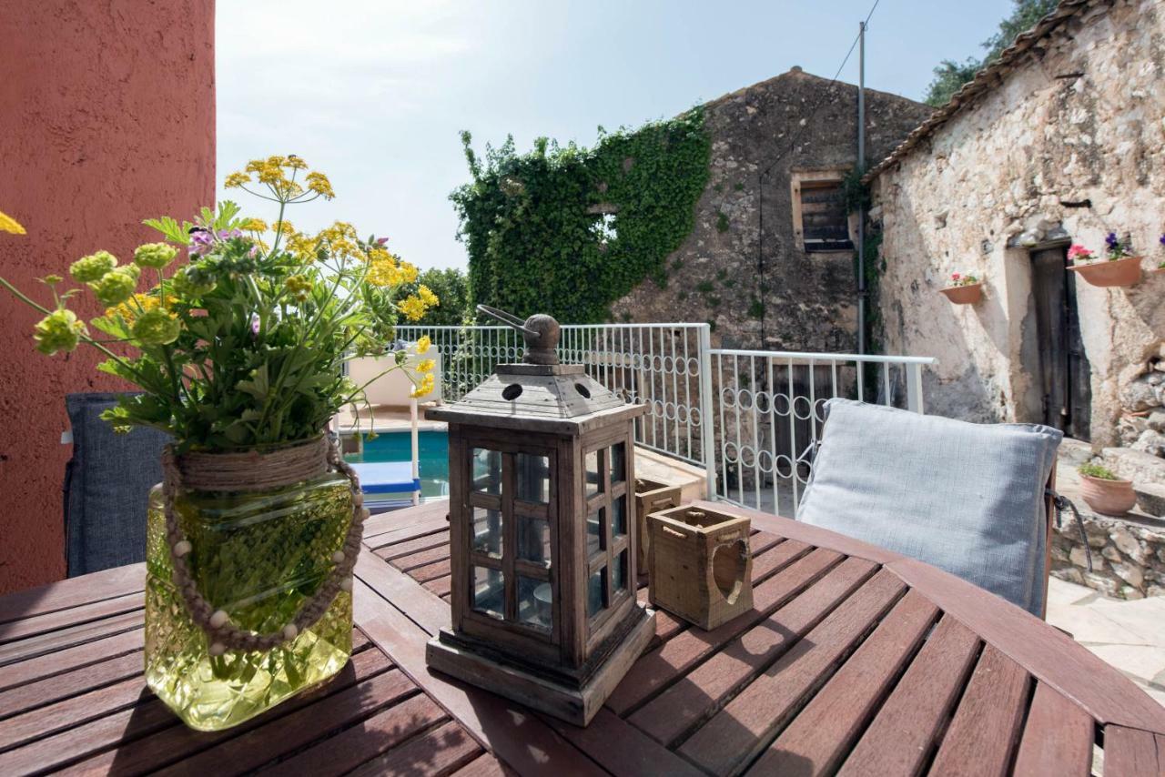 Lavender Cottage. Skriperon Ngoại thất bức ảnh
